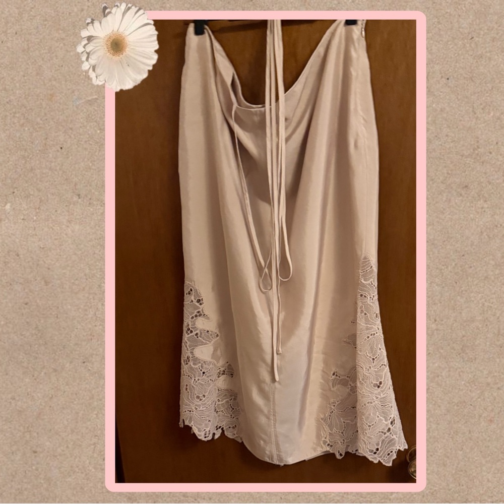 H&M  Plus size satin skirt with lace detail. Size 18.